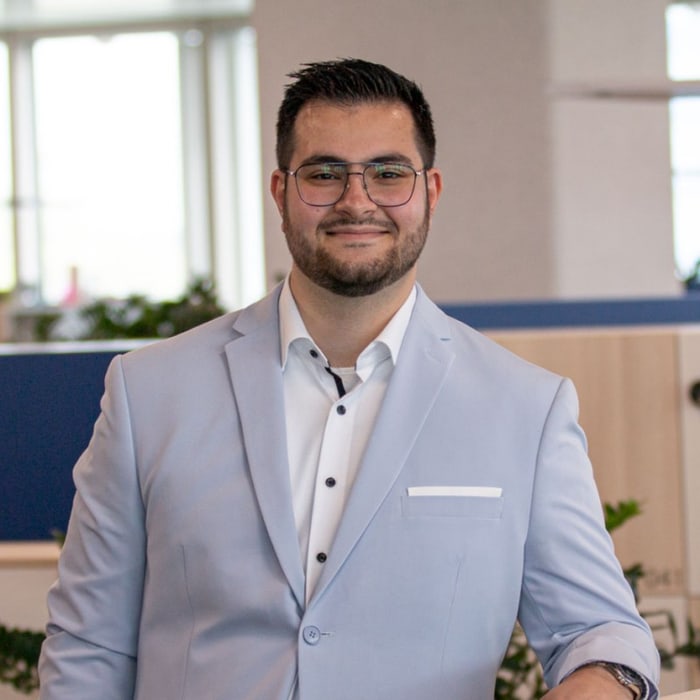 Portrait von Luciano Rizzuti, Geschäftsinhaber von Digitalwirkung.